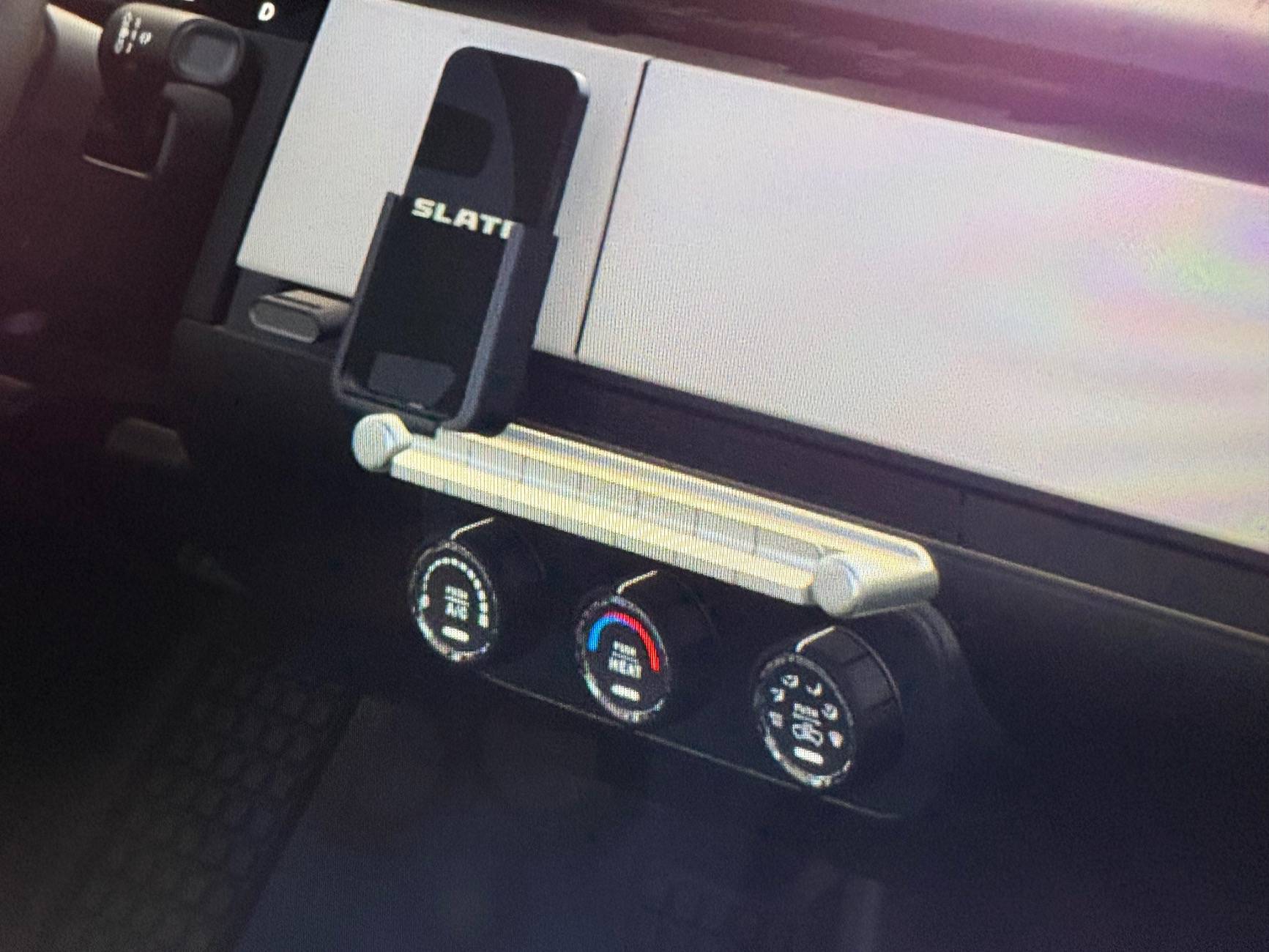 Slate Auto Pickup Truck Dashboard Speakers DO NOT come standard, and more audio options in the works [confirmed] IMG_2463