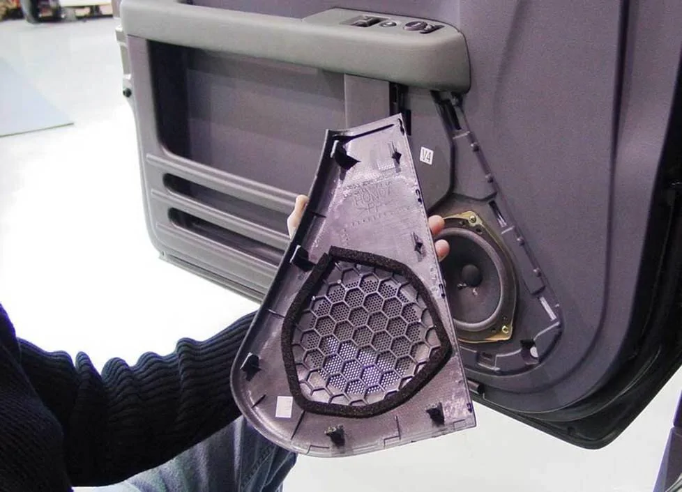 Slate Auto Pickup Truck Dashboard Speakers DO NOT come standard, and more audio options in the works [confirmed] 1748043122690-s0