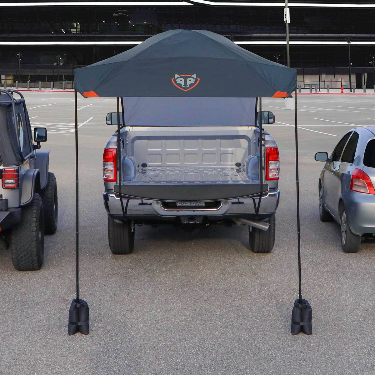 Slate Auto Pickup Truck Tailgate party, anyone? 1749818556268-cc