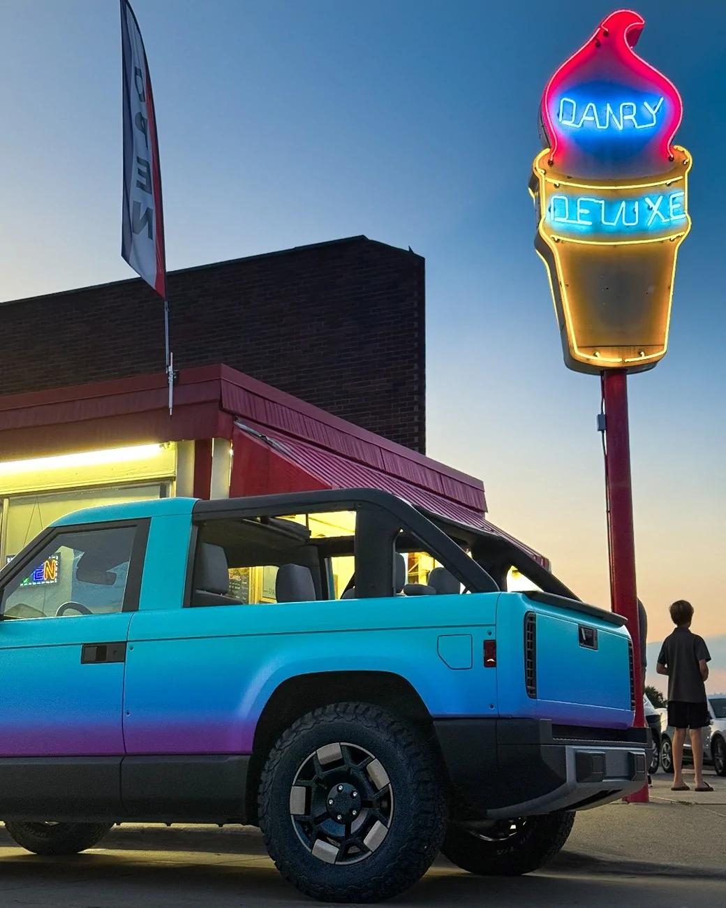 Slate Auto Pickup Truck Slate Open-Air Top -- "The cherry on top is no top" photos GyQcIavX0AQrWNg (2)