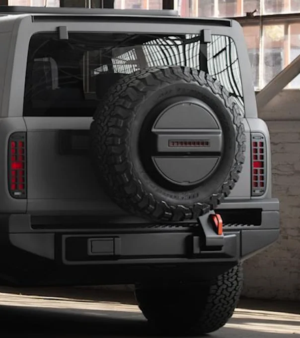 Slate Auto Pickup Truck Does the SUV kit make sense? Moody_Warehouse_Tire_Carrier
