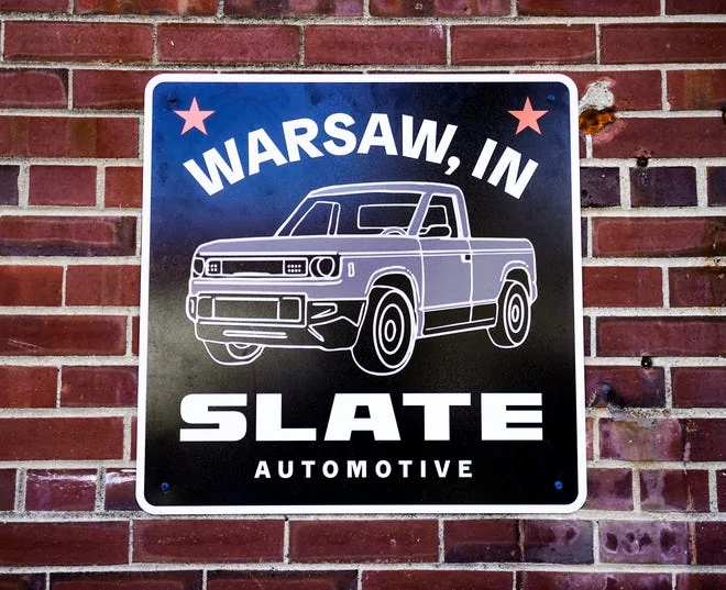 Slate Auto Pickup Truck Photos from inside Slate production factory! (Sneak peek inside Slate electric pickup truck plant in Warsaw) Photos inside Slate Warsaw factory production construction 17