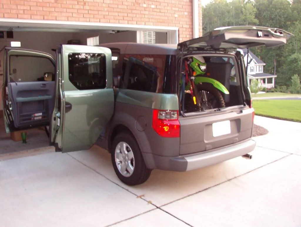 Slate Auto Pickup Truck Cargo truck with side folding chair (Honda element) ElementDerbi