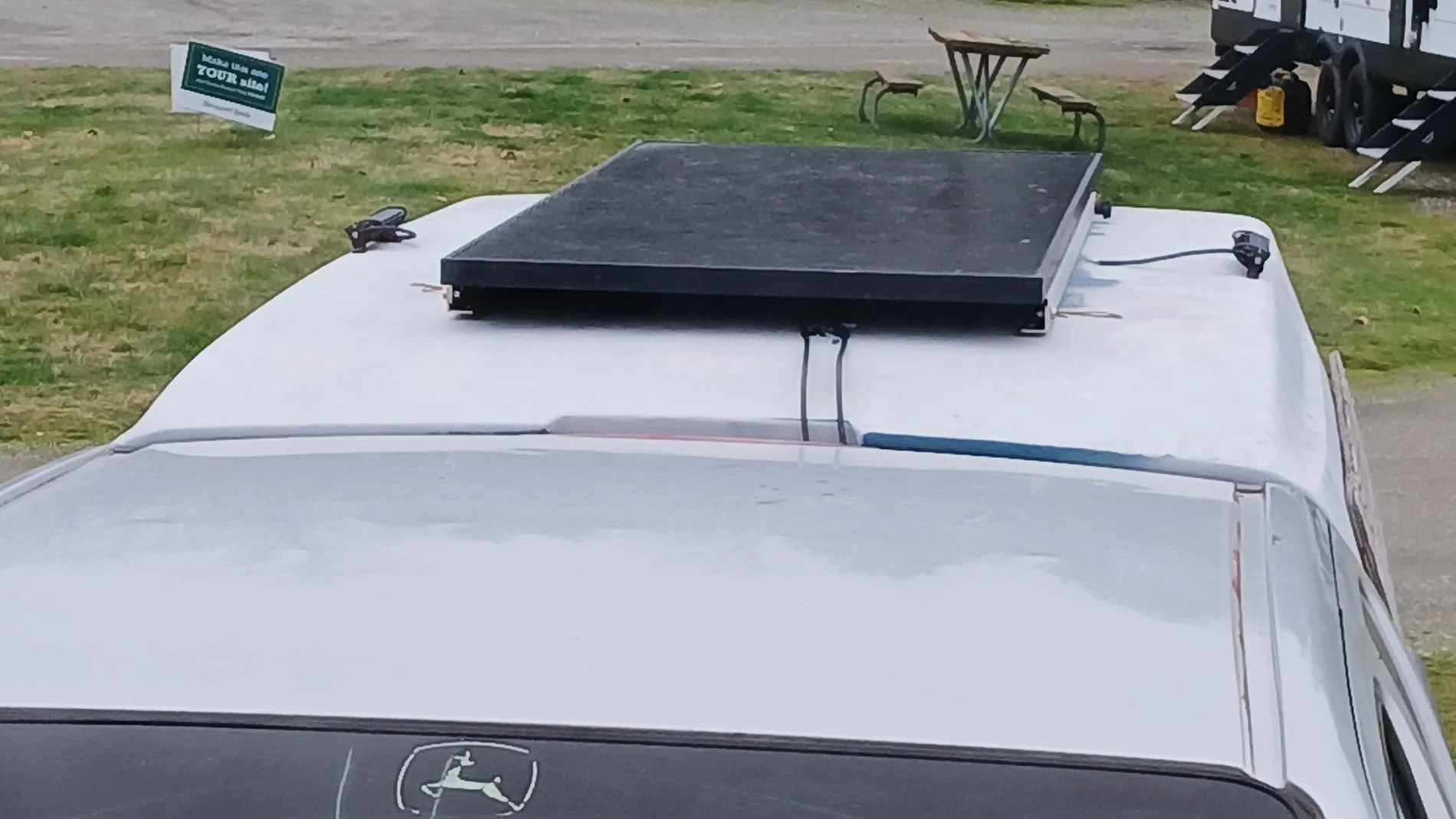 Slate Auto Pickup Truck Aptera-style solar panels in SUV option. 20251121_102051