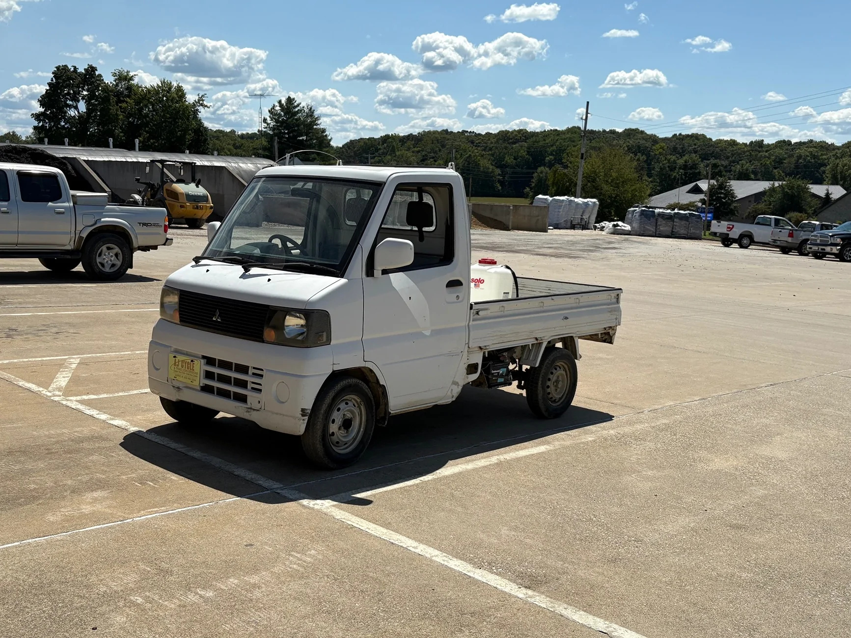Slate Auto Pickup Truck Slate Auto vs Mutiny Motors IMG_2966