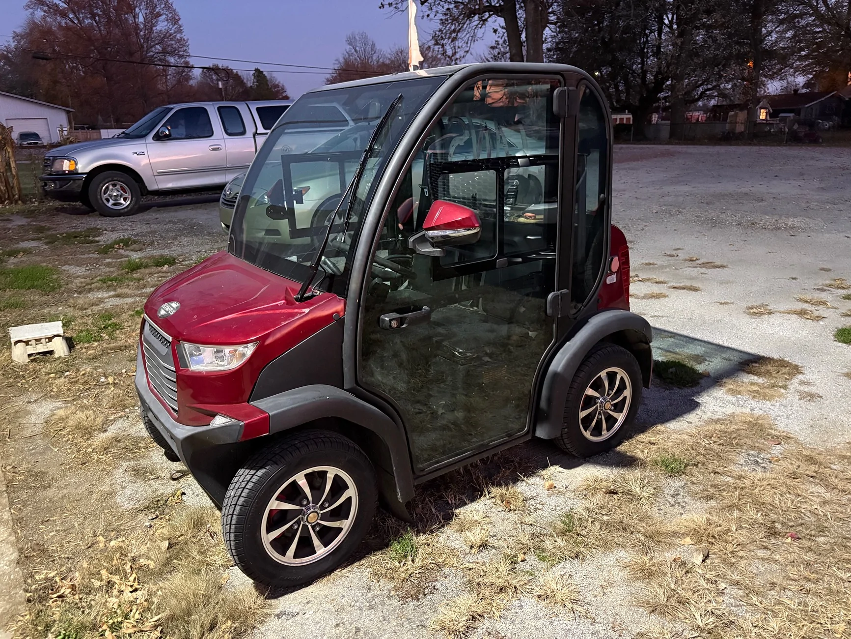 Slate Auto Pickup Truck Slate Auto vs Mutiny Motors IMG_3265