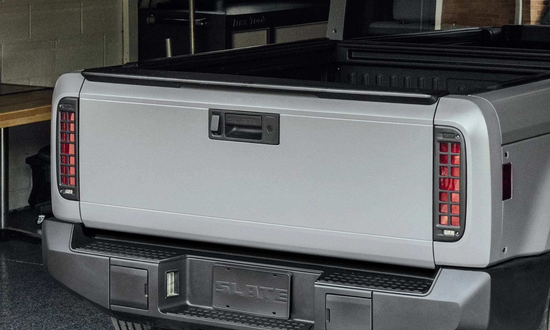 Slate Auto Pickup Truck Q&A with CEO Chris Barman (Dec 16, 2025). Slateforums gets a shout out 🙌 slatebutt