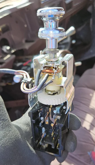 Slate Auto Pickup Truck Slate event in San Francisco @ Motoring Coffee 8/9/25 - photos & impressions 1766891136544-9