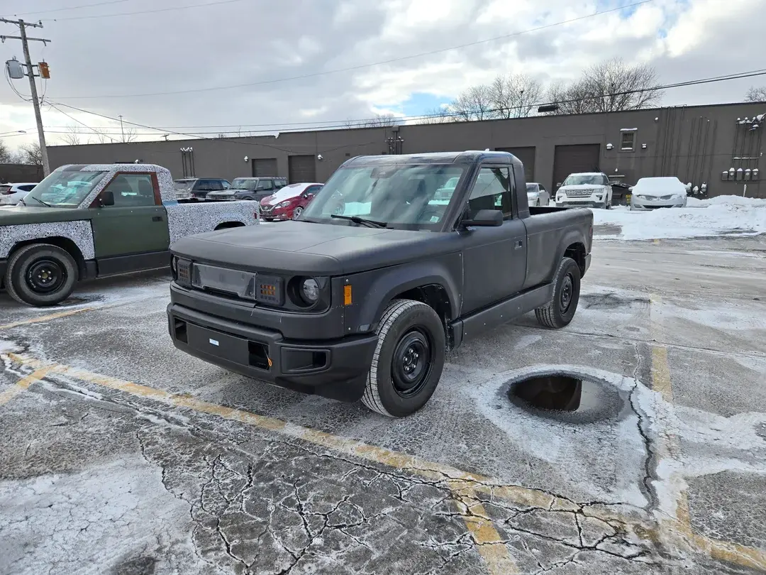 Slate Auto Pickup Truck Prototype pics from Slate headquarters in Troy MI. Different side mirrors spotted Prototype pics from Slate headquarters in Troy MI 6