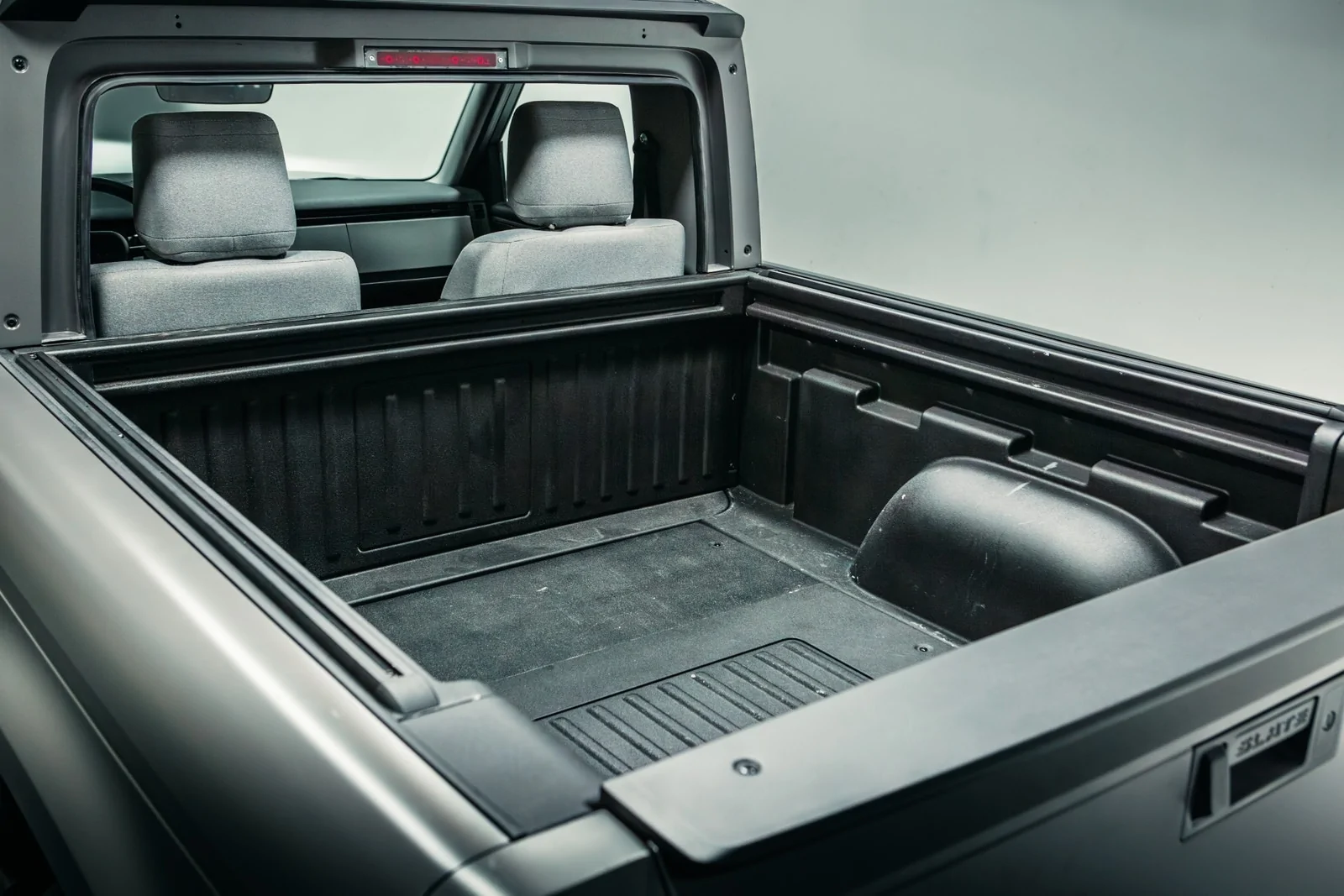 Slate Auto Pickup Truck Bed notches for crossbars / 4x4 wood useful to create platform, scaffold & more E5D23395-Enhanced-NR_1600