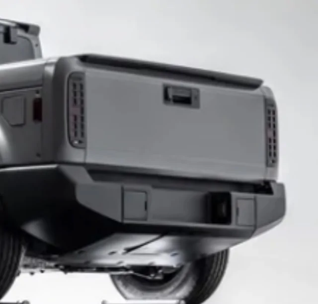 Slate Auto Pickup Truck Low bed height test with dogs: Passed ✅ IMG_9061