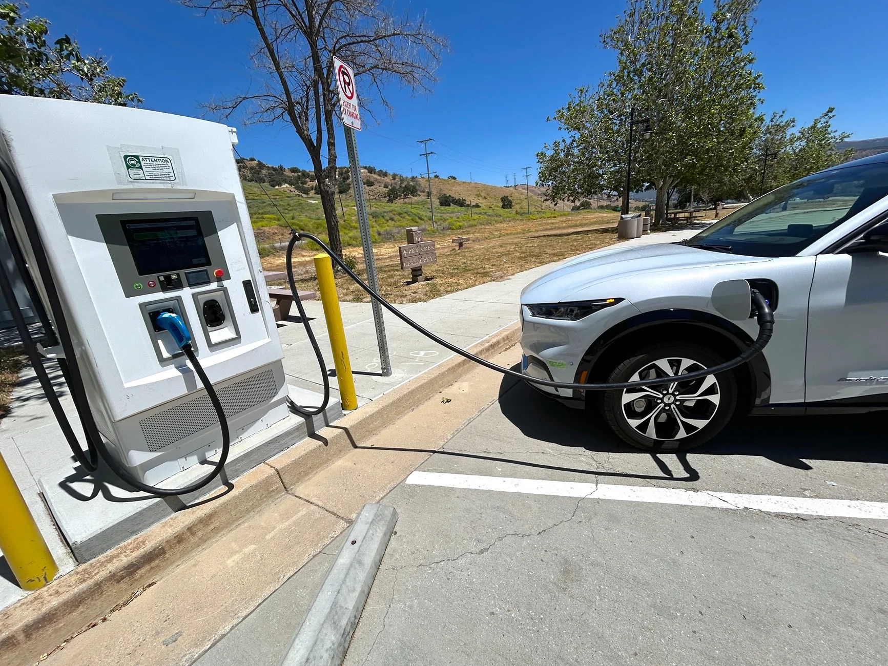 Slate Auto Pickup Truck Slate Extended Range Battery - Price? IMG_2174