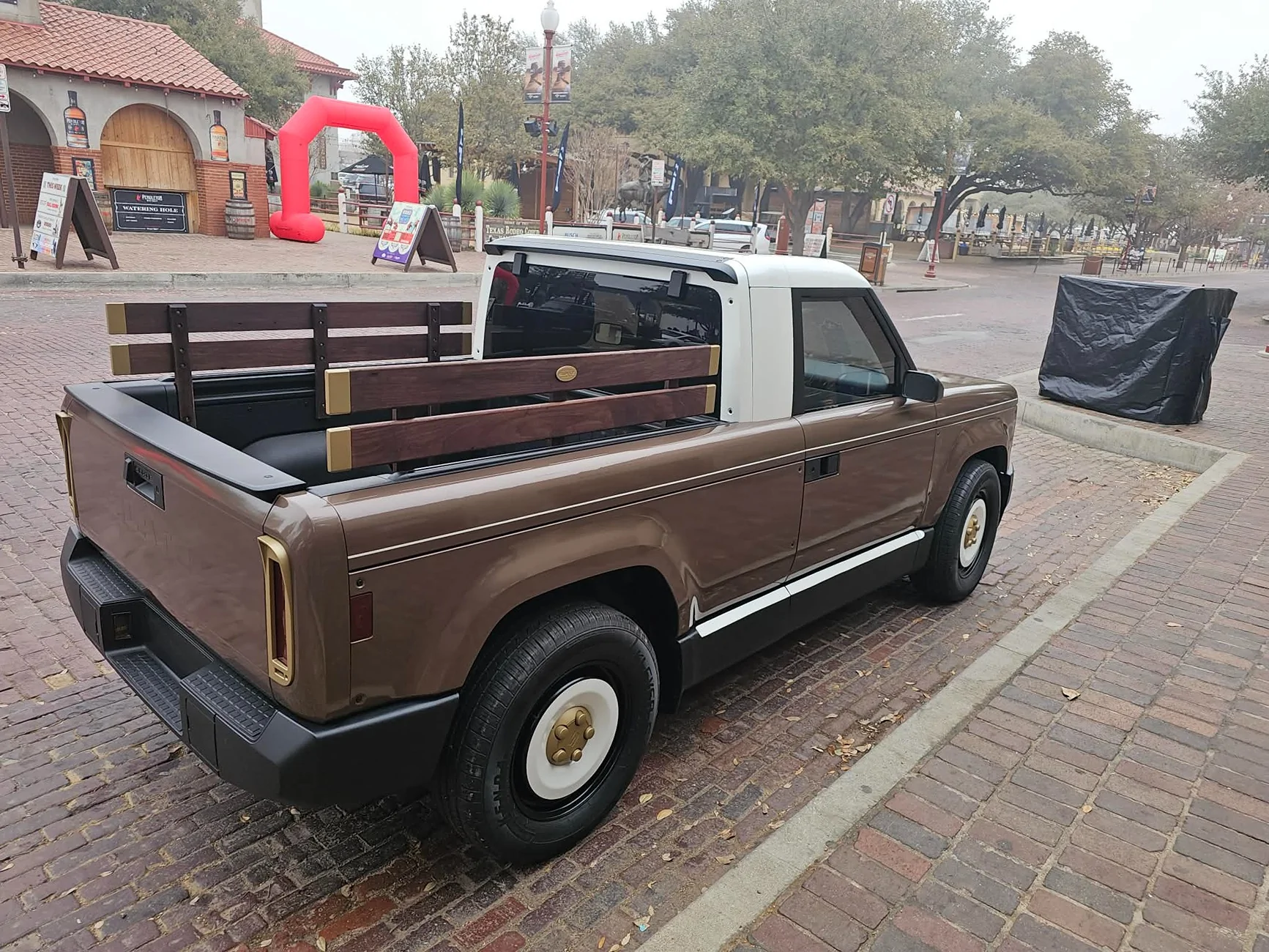 Slate Auto Pickup Truck Fort Worth Showing - Who's Going? 1000016101