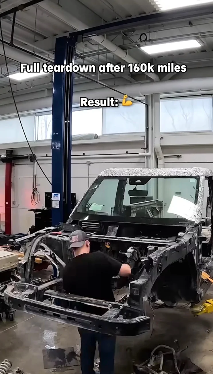 Slate Auto Pickup Truck Slate full teardown after 160K miles IMG_6782