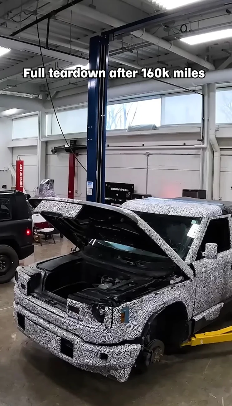 Slate Auto Pickup Truck Slate full teardown after 160K miles IMG_6777