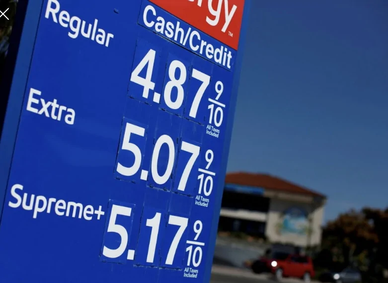 Slate Auto Pickup Truck Does the current spike in fuel prices increase the appeal of the Slate? IMG_2661