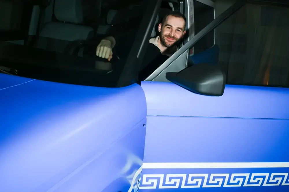 Slate Auto Pickup Truck The Autopian sits in a SLATE 1775156825141-c