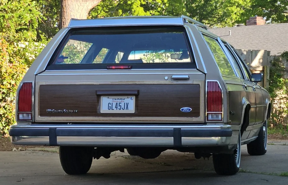 Slate Auto Pickup Truck Where's the 3rd brake light / center high mount stop lamp? 1000048028