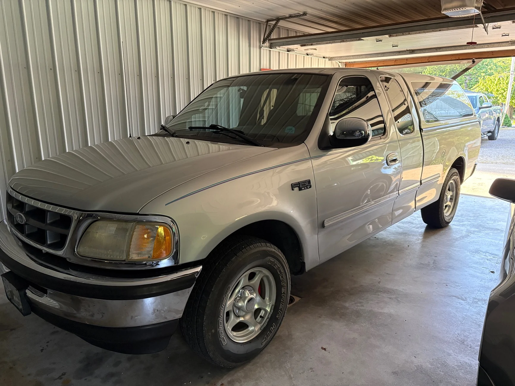 Slate Auto Pickup Truck Day 2 Bed Protection - What? IMG_3997