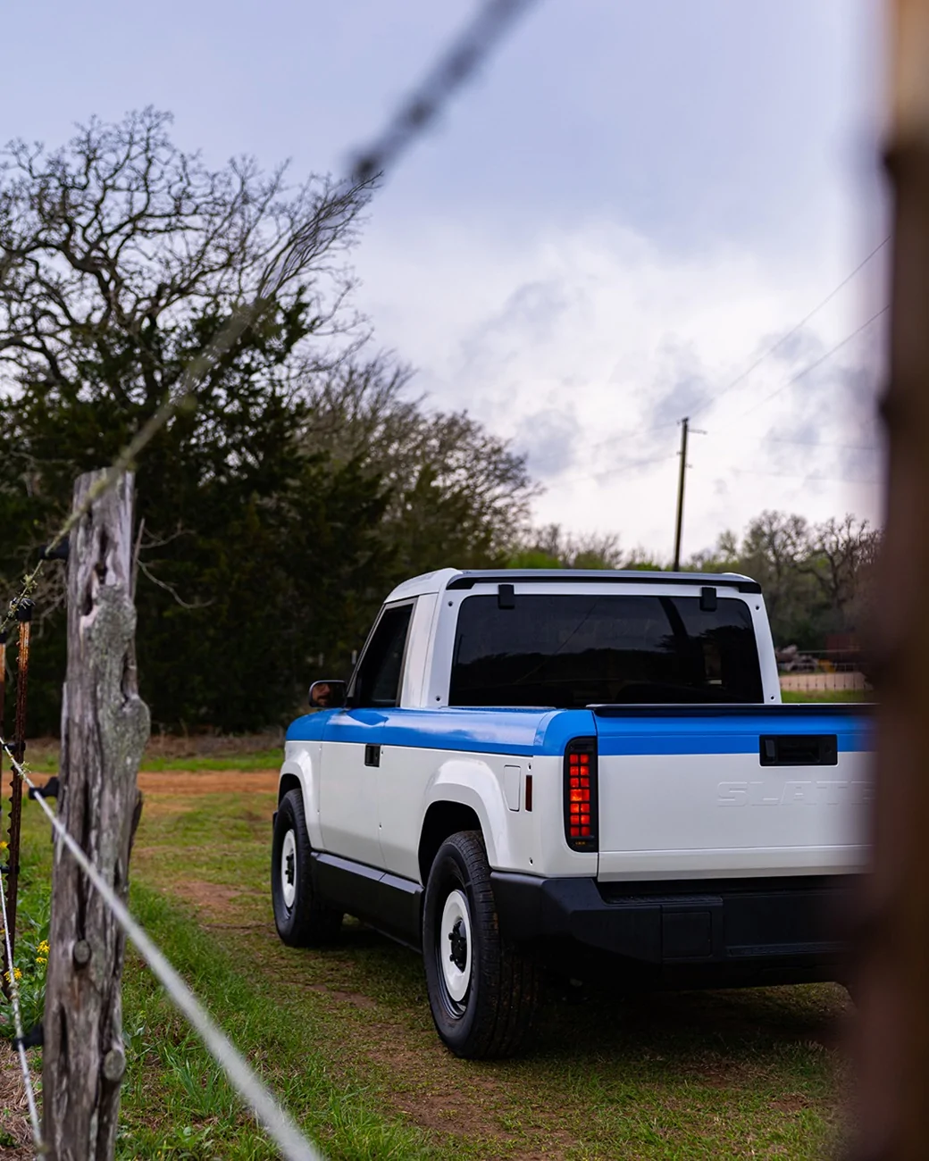 Slate Auto Pickup Truck Videos: Slate hauling furniture & hockey gear slate pickup truck white blue wrap white wheels 1