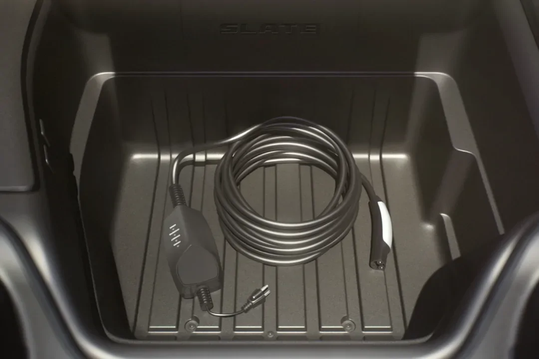 Slate Auto Pickup Truck Home charging 1779409805650-uj
