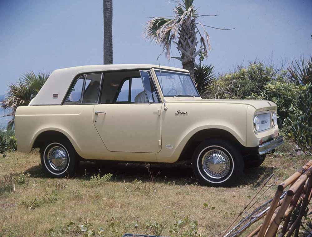 Slate Auto Pickup Truck Which came first Bronco Sport or Slate? B1-13