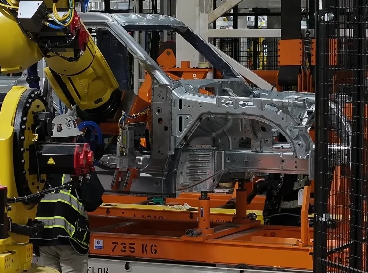 Slate Auto Pickup Truck Slate factory up and running - photos & video (A New Day in Warsaw)!! 👷‍♂️🎬 1781210015030-v1
