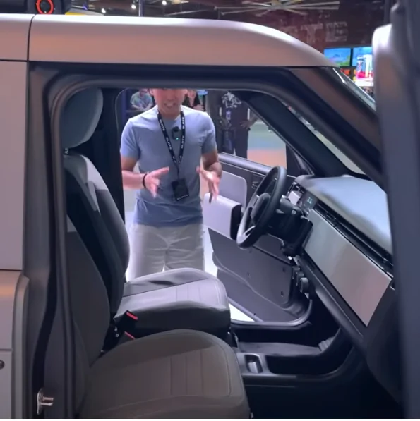 Slate Auto Pickup Truck Enlighten me on the Center Console 1783157510412-gk