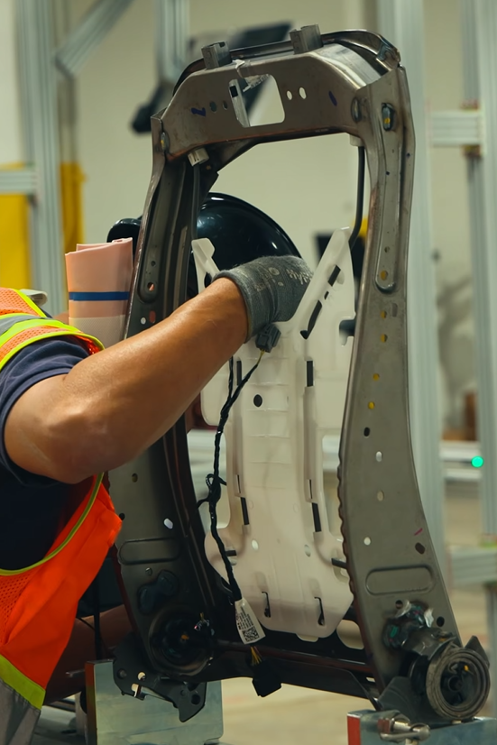 Slate Auto Pickup Truck Episode 1: "You Asked For It" Tour -- Day 1: Slate Factory Tour 4X6Um38