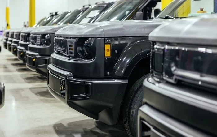 Deep dive article: 70+ Slate prototypes built already -- "Inside the stealth production facility"