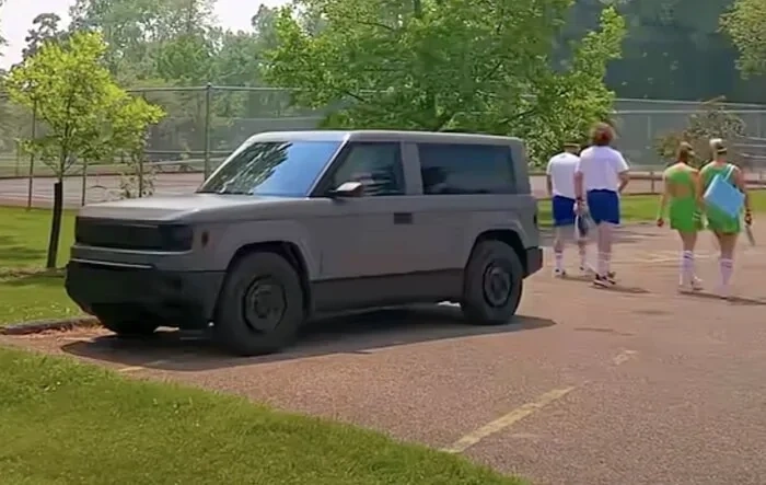 New video in SUV mode w/ 4 adult passengers