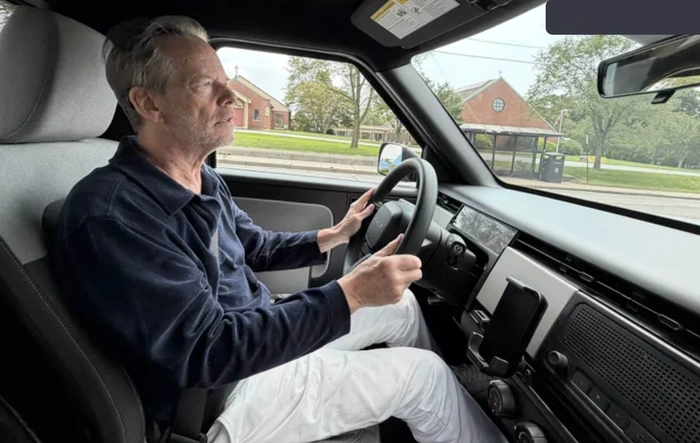 2027 Slate Pickup Test Drive Review by Motortrend : fun and reasonably nimble