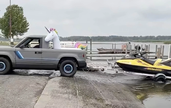 Video: Slate towing jetski trailer